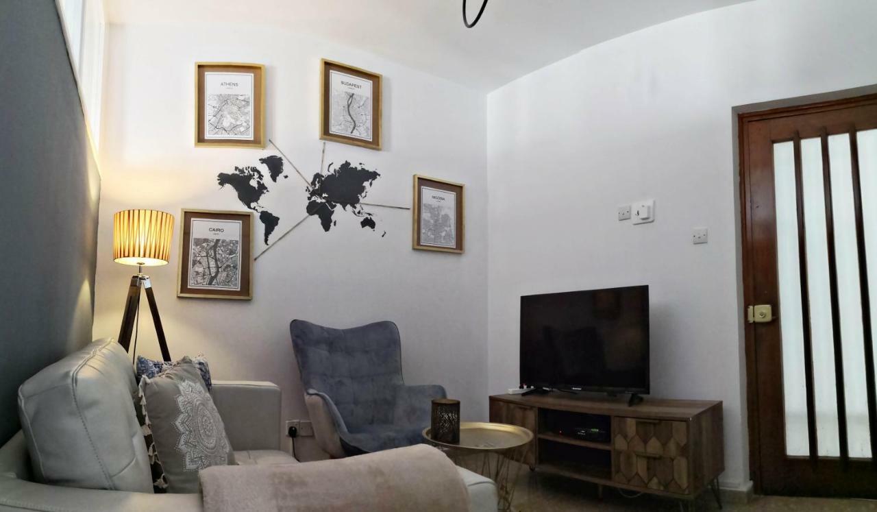 Cozy Getaway In Nicosia Leilighet Eksteriør bilde