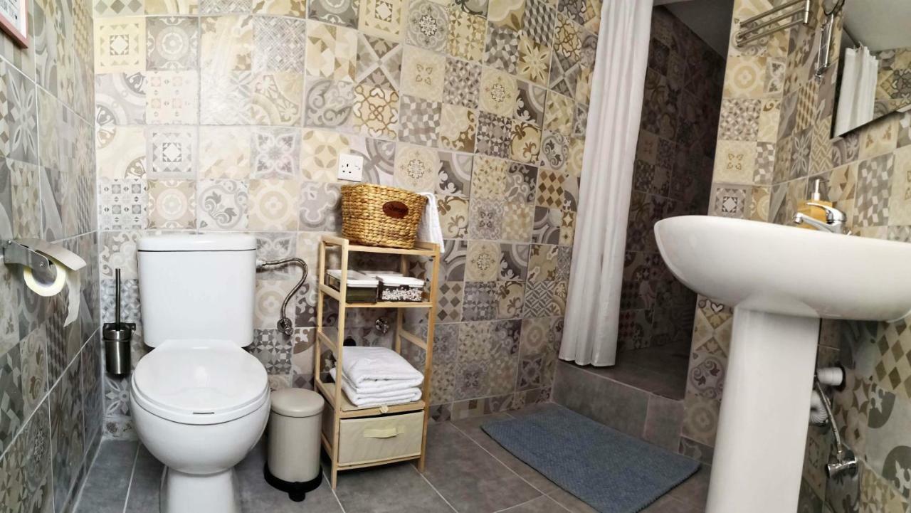 Cozy Getaway In Nicosia Leilighet Eksteriør bilde