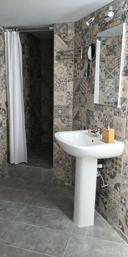 Cozy Getaway In Nicosia Leilighet Eksteriør bilde